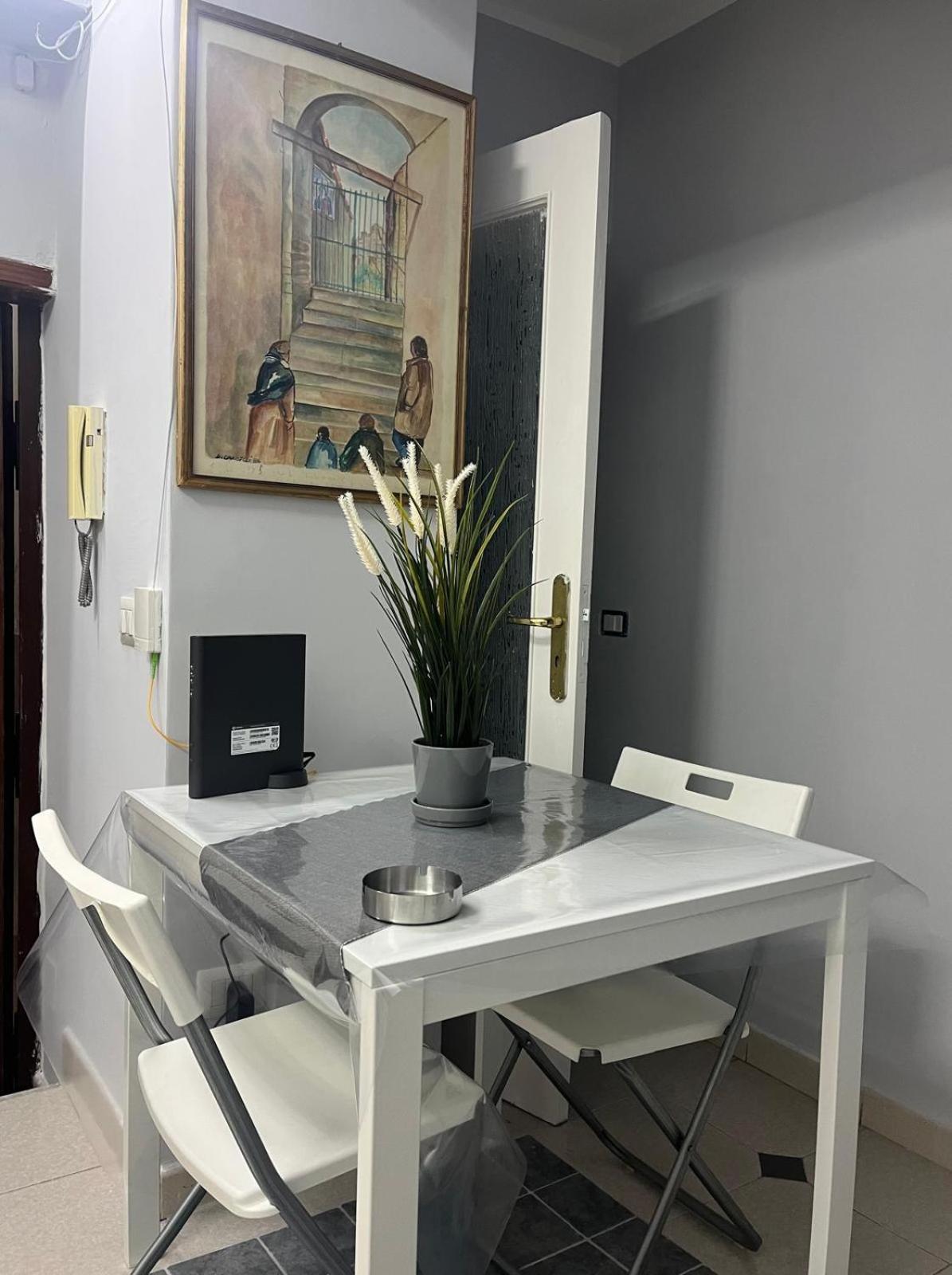 Zimari Apartment Неаполь Экстерьер фото