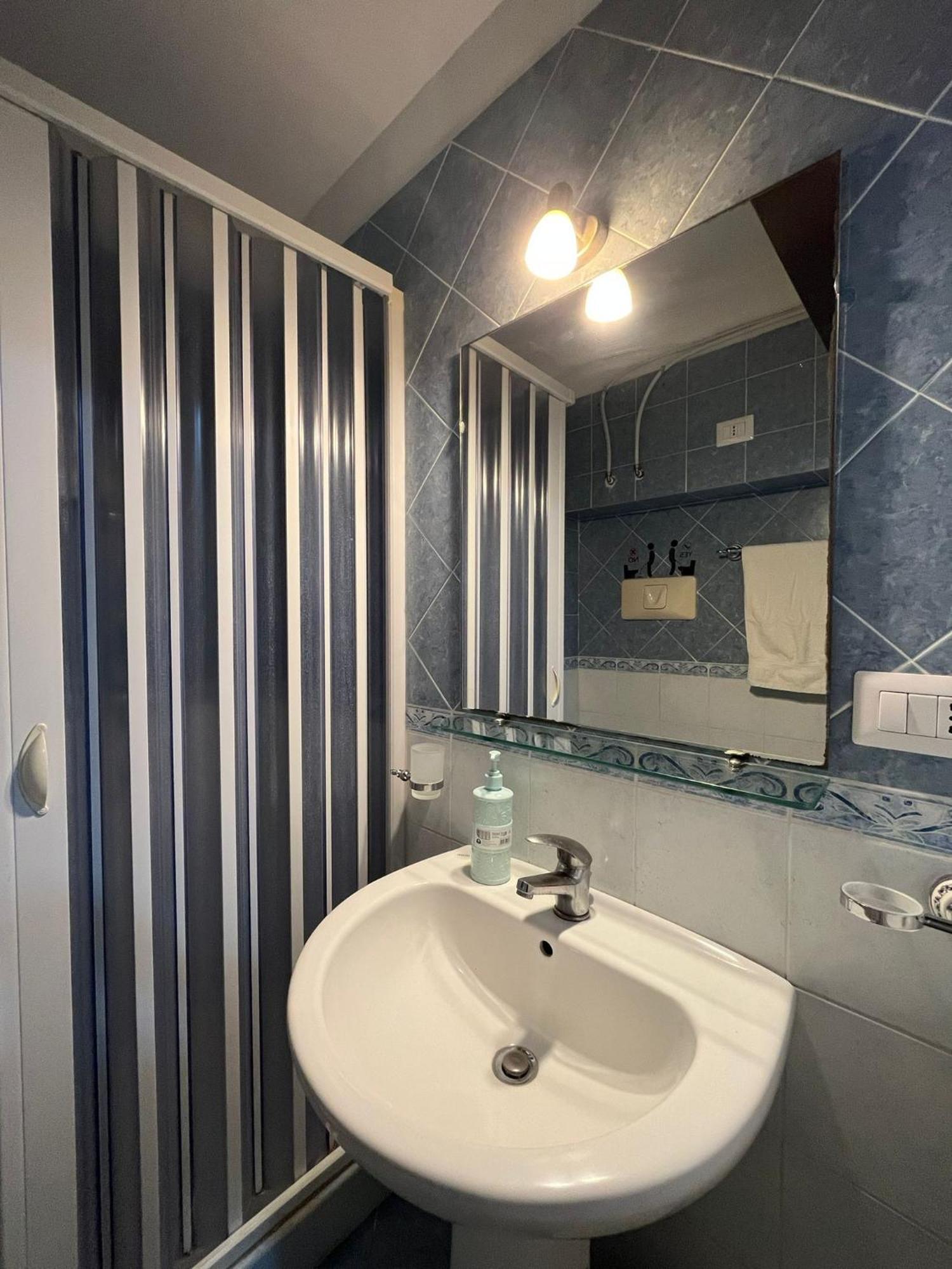 Zimari Apartment Неаполь Экстерьер фото